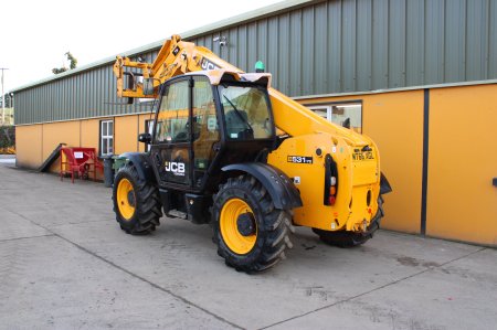 0 JCB  - photo 4