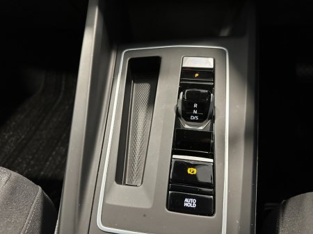 2022 Volkswagen Golf - photo 33