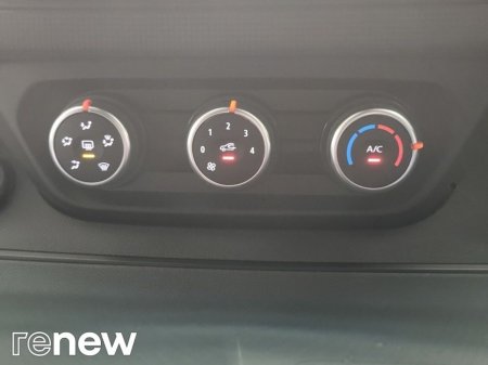 2023 Renault Trafic - photo 19