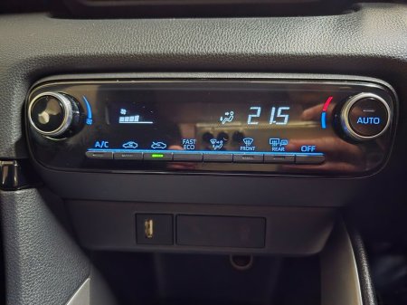 2022 Toyota Yaris - photo 15