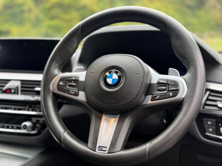 2019 BMW 5-Series - photo 13