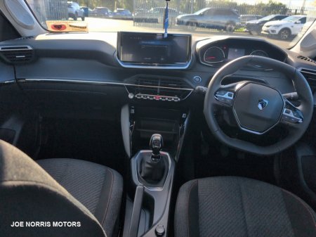 2026 Peugeot 208 - photo 8