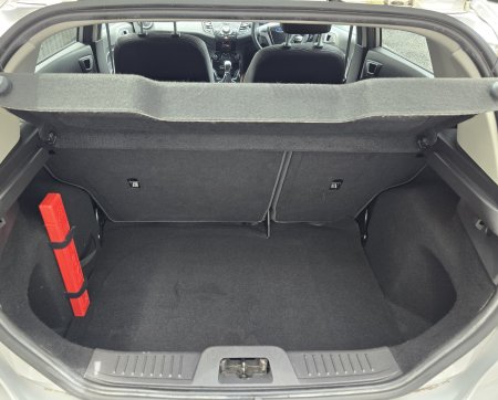 2014 Ford Fiesta - photo 22
