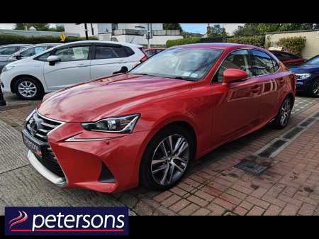 2017 Lexus IS - photo 4