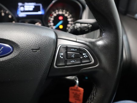 2016 Ford Focus - photo 13