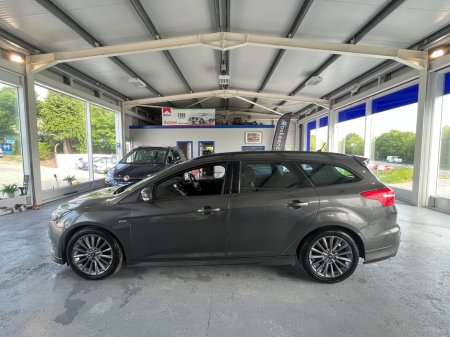 2016 Ford Focus - photo 8