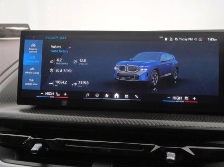 2025 BMW XM - photo 19