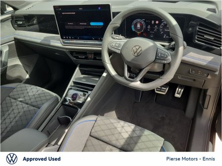 2026 Volkswagen Tiguan - photo 2