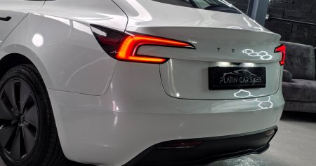 2025 Tesla Model 3 - photo 13
