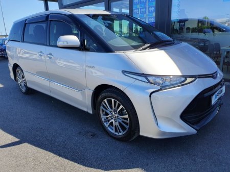 2017 Toyota Estima - photo 4
