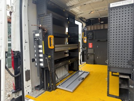 2020 Ford Transit - photo 18