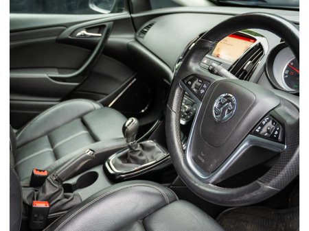 2018 Vauxhall Astra - photo 4