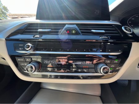 2020 BMW 5-Series - photo 31
