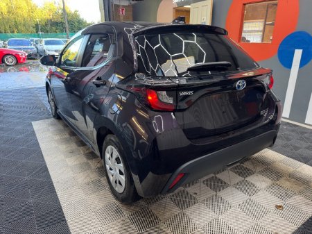 2021 Toyota Yaris - photo 5