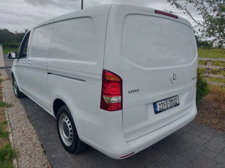 2023 Mercedes-Benz Vito - photo 21