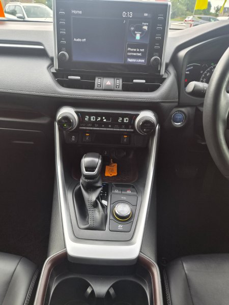 2021 Toyota RAV4 - photo 15