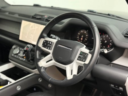 2024 Land Rover Defender - photo 9