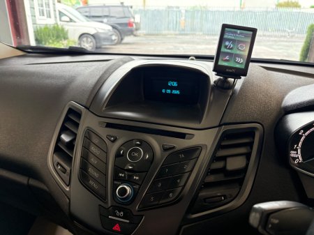 2015 Ford Fiesta - photo 20