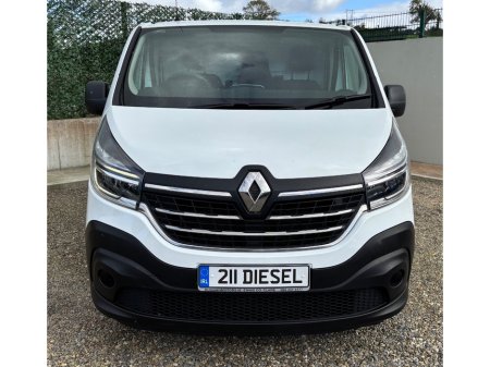 2021 Renault Trafic - photo 2