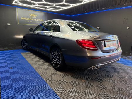 2016 Mercedes-Benz E-Class - photo 21