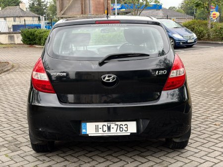 2011 Hyundai i20 - photo 14
