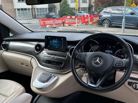 2023 Mercedes-Benz V-Class - photo 14