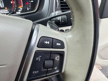 2018 Volvo V40 - photo 13
