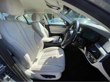 2020 BMW 5-Series - photo 13
