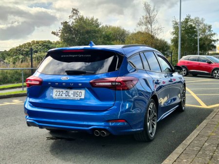 2023 Ford Focus - photo 3