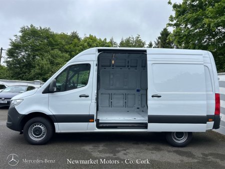 2027 Mercedes-Benz Sprinter - photo 22
