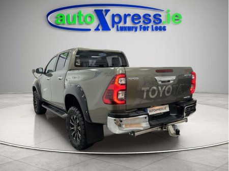 2023 Toyota Hilux - photo 7
