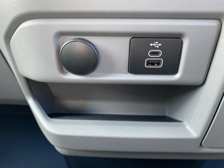 2026 Ford Transit Custom - photo 15
