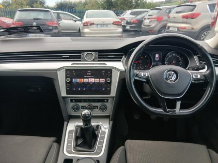 2018 Volkswagen Passat - photo 5