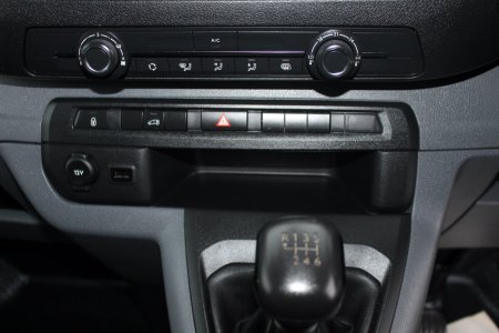 2022 Vauxhall Vivaro - photo 17