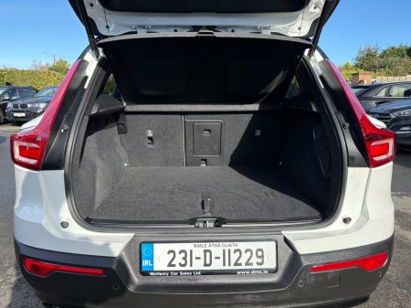 2023 Volvo XC40 - photo 17