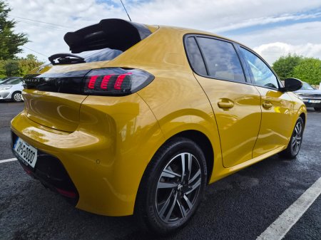 2021 Peugeot 208 - photo 3