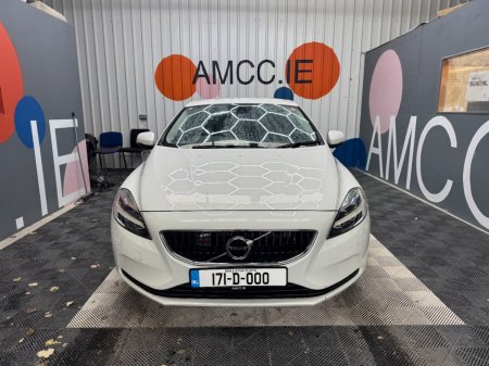 2017 Volvo V40 - photo 2