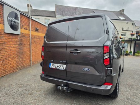 2025 Ford Transit Custom - photo 7