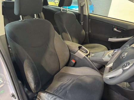 2015 Toyota Prius - photo 16