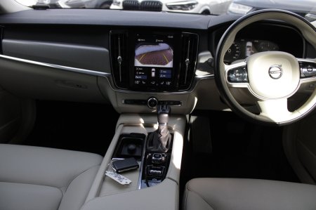 2019 Volvo V90 - photo 17