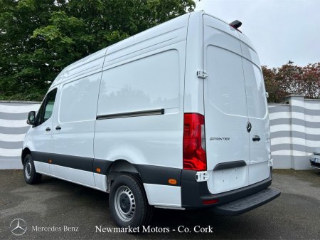 2027 Mercedes-Benz Sprinter - photo 27
