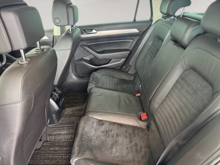 2018 Volkswagen Passat - photo 16