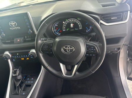 2022 Toyota RAV4 - photo 9