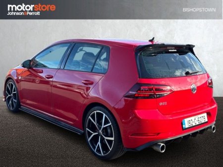2019 Volkswagen Golf - photo 2