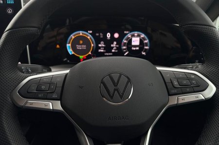 2026 Volkswagen Golf - photo 12