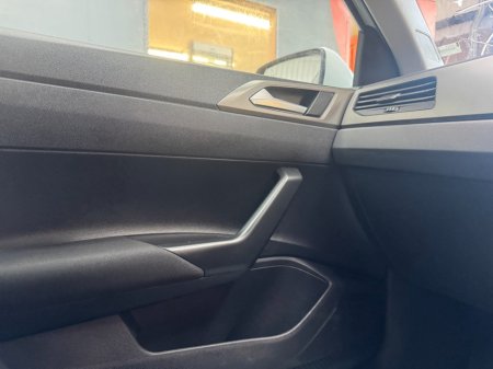 2020 Volkswagen Polo - photo 11