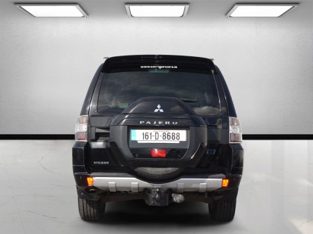 2016 Mitsubishi Pajero - photo 6