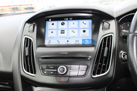 2018 Ford Focus - photo 18