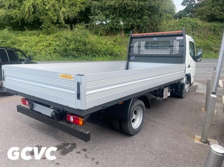 2026 Mitsubishi Canter - photo 2