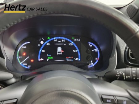 2023 Toyota Yaris Cross - photo 32